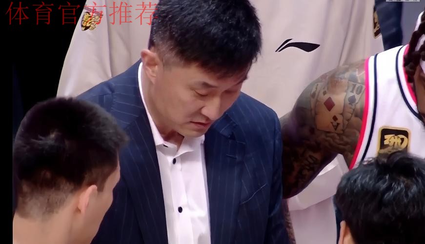 OG：球队半场阵地进攻中，球的转移速度明显比上赛季加快了