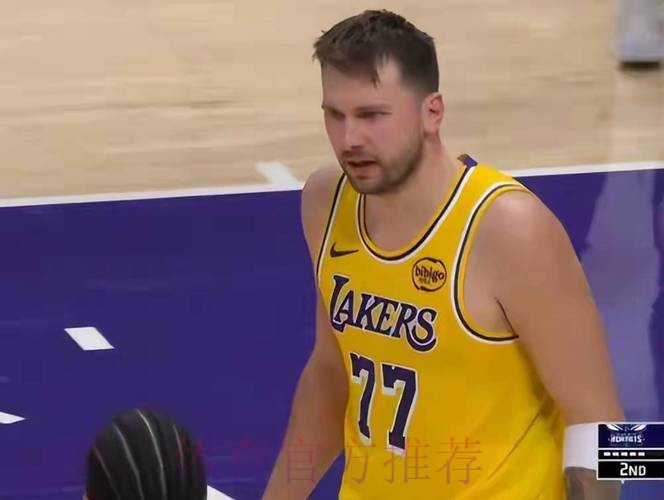 117-135!东契奇39分,詹姆斯29+9+6,湖人18分劣势不敌黄蜂 117-135!东契奇39分,詹姆斯29+9+6,湖人18分劣势不敌黄蜂