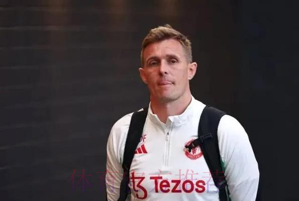 詹俊&张路:曼联应早点起高球,弗莱彻的调度还不太成熟 詹俊&张路:曼联应早点起高球,弗莱彻的调度还不太成熟